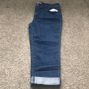 Chico’s Cropped Jeans, Sz 1, Medium-wash denim